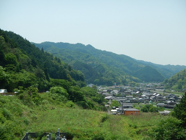 山並みと街並み