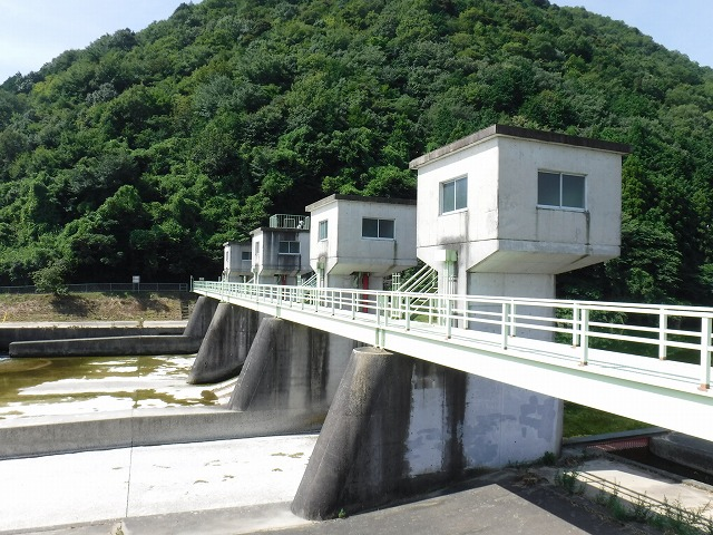 水路の設備